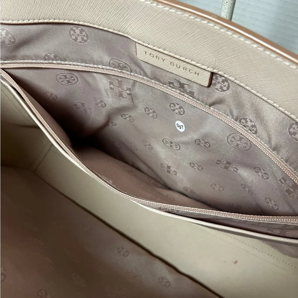 Tory Burch tory burch